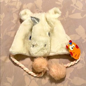 Unicorn 🦄 hat!! Fuzzy, fun, soft and sparkly!